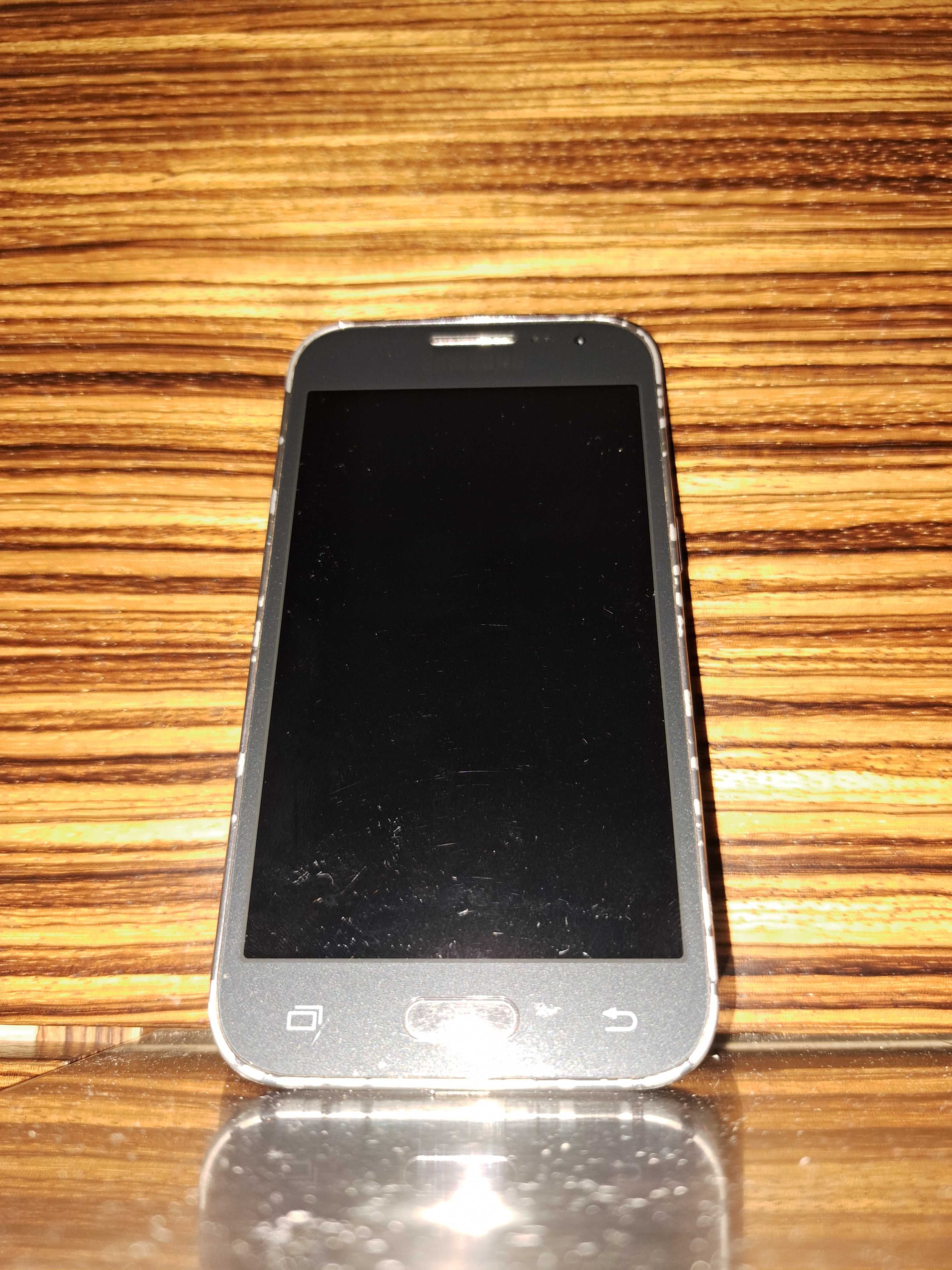 Samsung galaxy Core Prime SM-G361F mały, lekki, zgrabny, poręczny