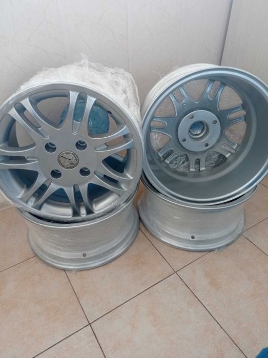 4 диски колісні литі 7j × 15H2 4/114,3 ET38