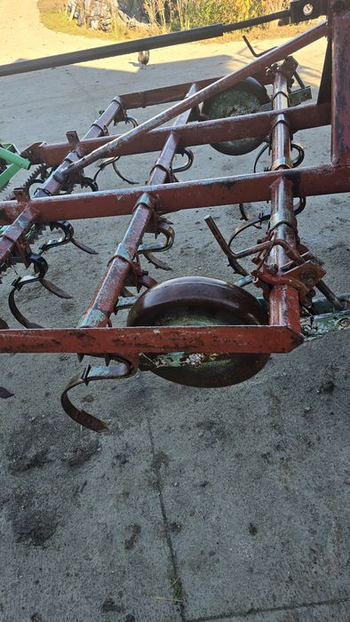 Kultywator z wałkiem