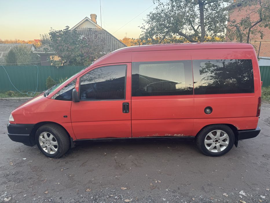 Peugeot Expert 1.9D 2000 рік