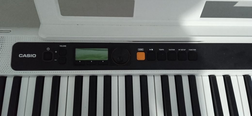 Сентизатор Casio CT-5200WE в ідеальному стані