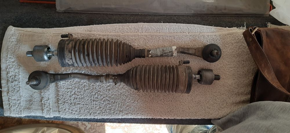 Комплект РУЛЕВЫХ ТЯГ в сборе на Пежо 3008 2.0HDI 2012 г/в Оригинал