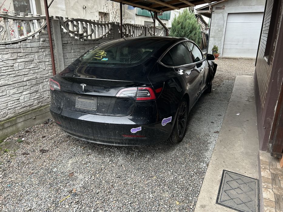 Тесла Модель 3 2019г