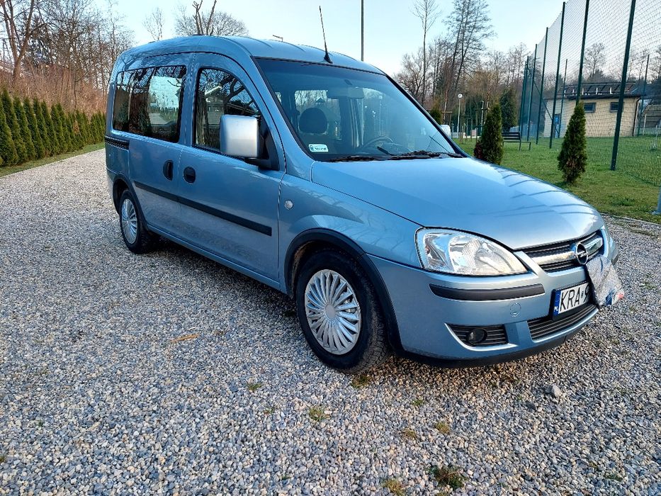 Opel Combo //  oryginalny przebieg // serwisowany