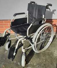 Wózek inwalidzki składany, lekki