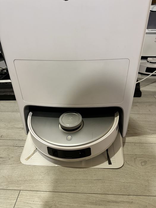 Робот пилесос Ecovacs deebot t20 omni акція