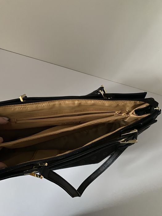 Жіноча сумочка.