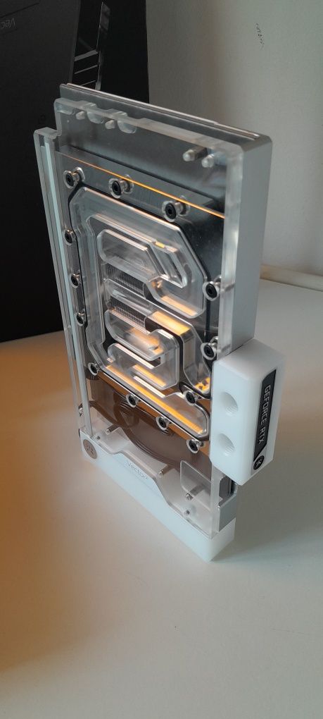 Bloco Water Cooler Ek Quantum Vector2 Strix TUF 4090 White