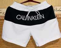 Шорти Calvin Klein M