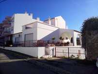 5
Vende-se Grande Moradia Independente Com Várias Tipologias