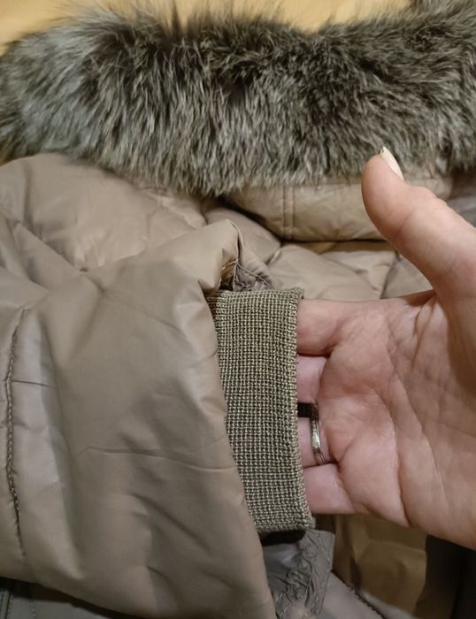 Куртка Пуховик з чорнобуркою