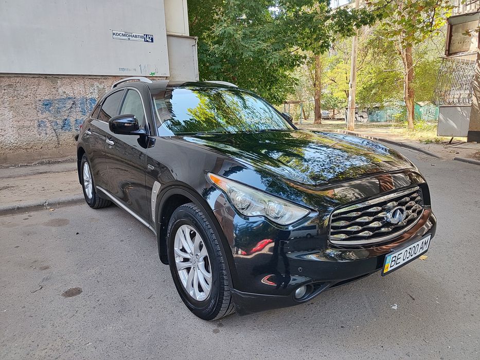 Продам infiniti FX35 66000 пробега родного