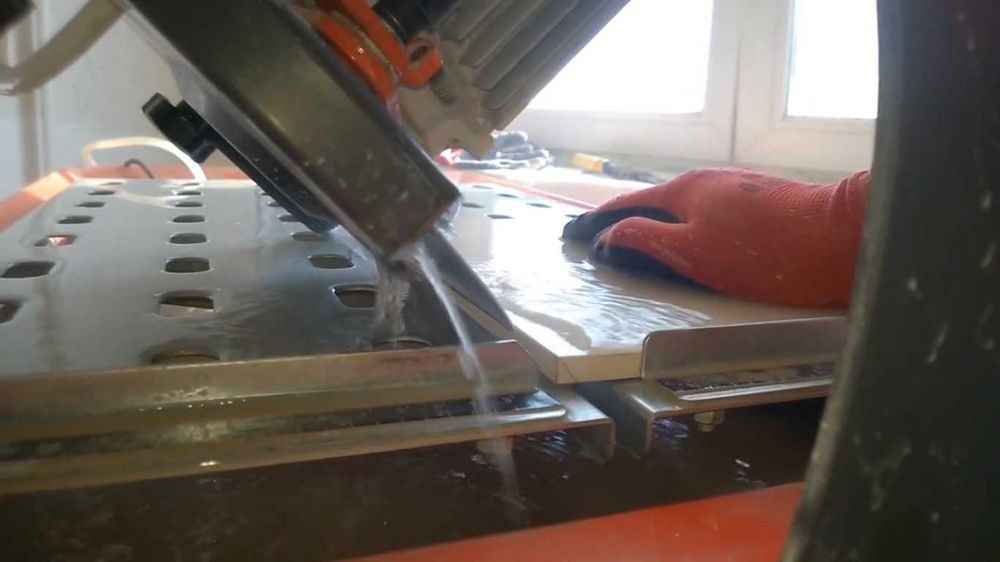 Przecinarka stolikowa Husqvarna 730 mm 1000W piła do glazury klinkieru
