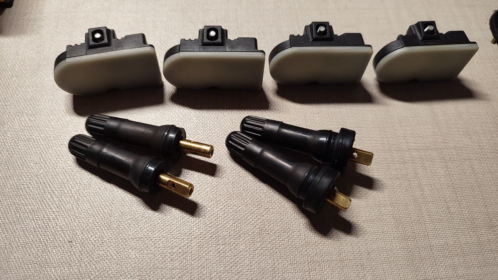 Датчик тиску в шинах Mobiletron ТРМS ДАТЧИК TX-K002