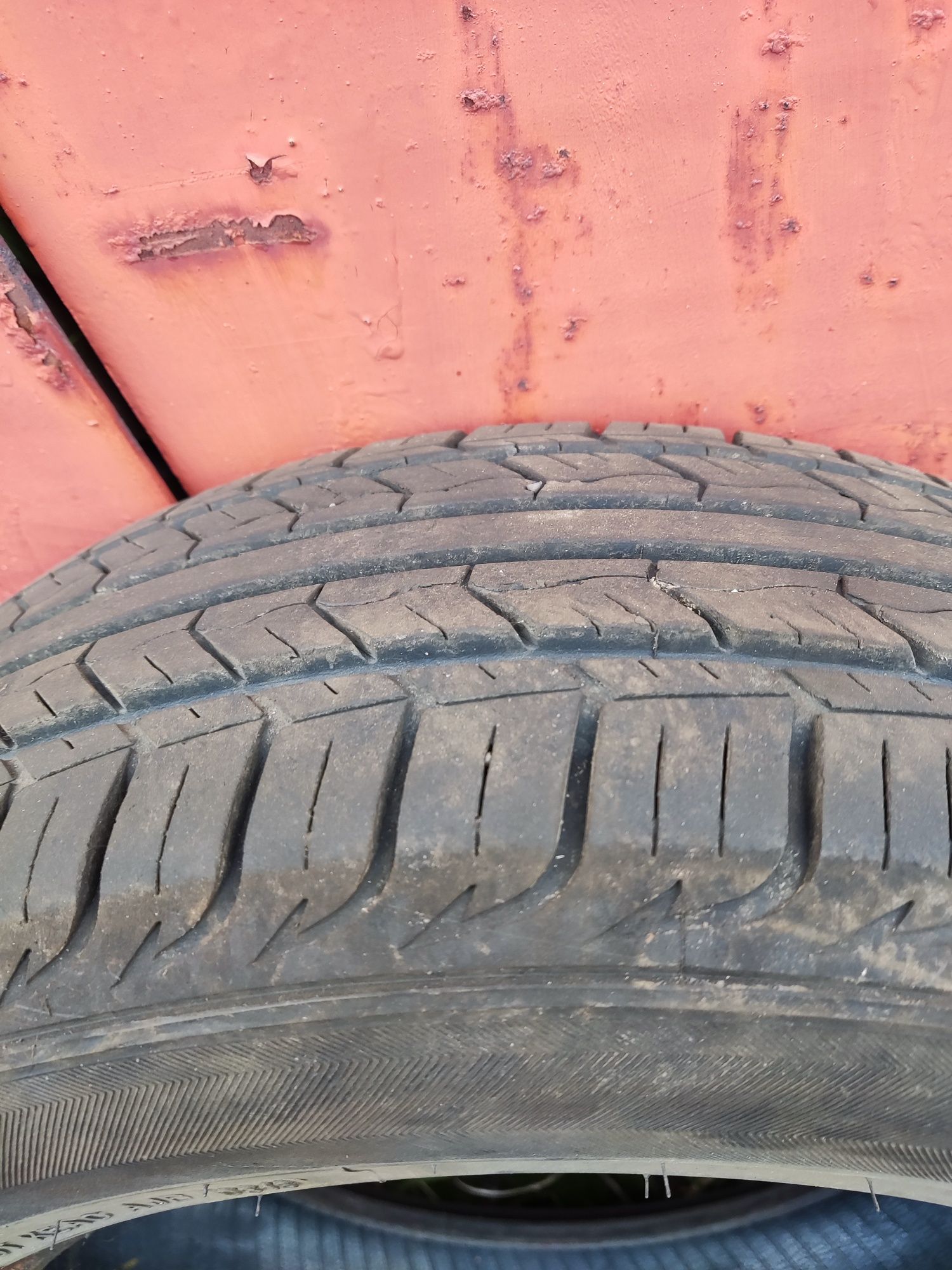 Продам шини Blacklion Cilerro 185/65R14