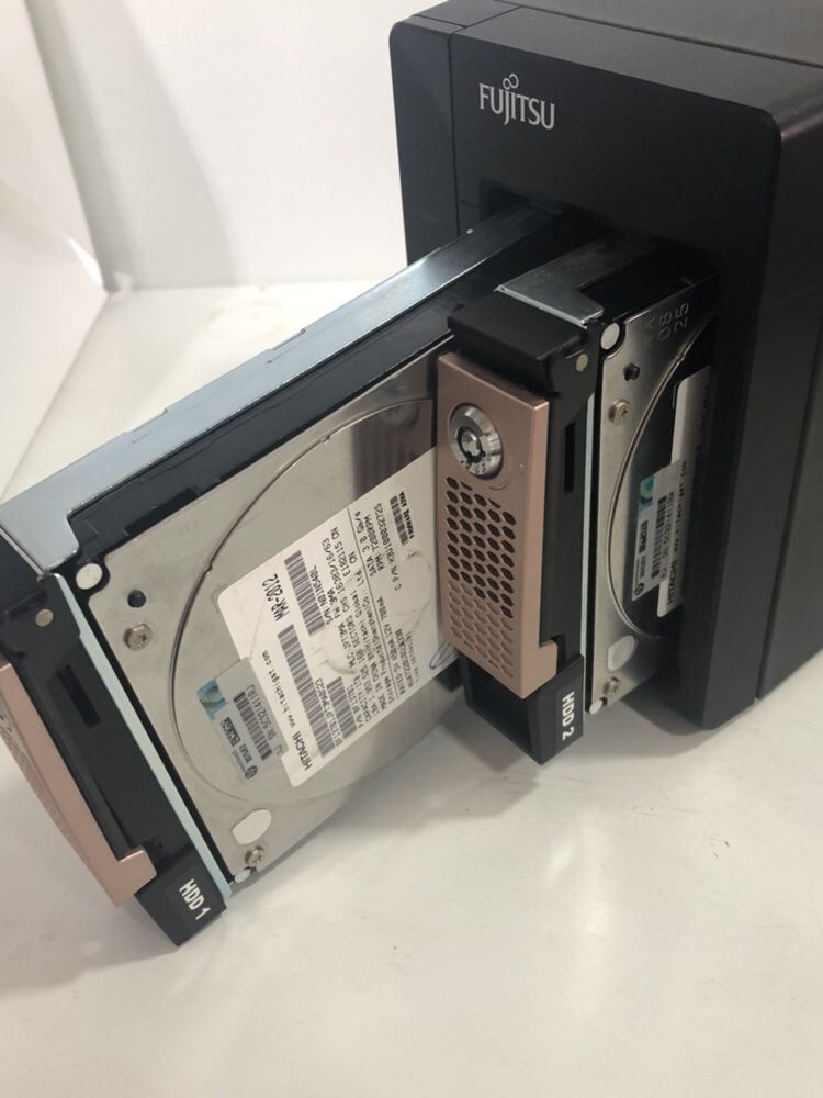 NAS Fujitsu Q703/QNAP