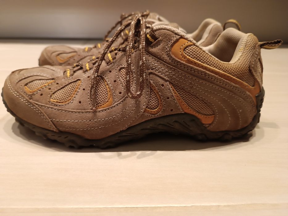 Buty sportowe outdoorowe 39