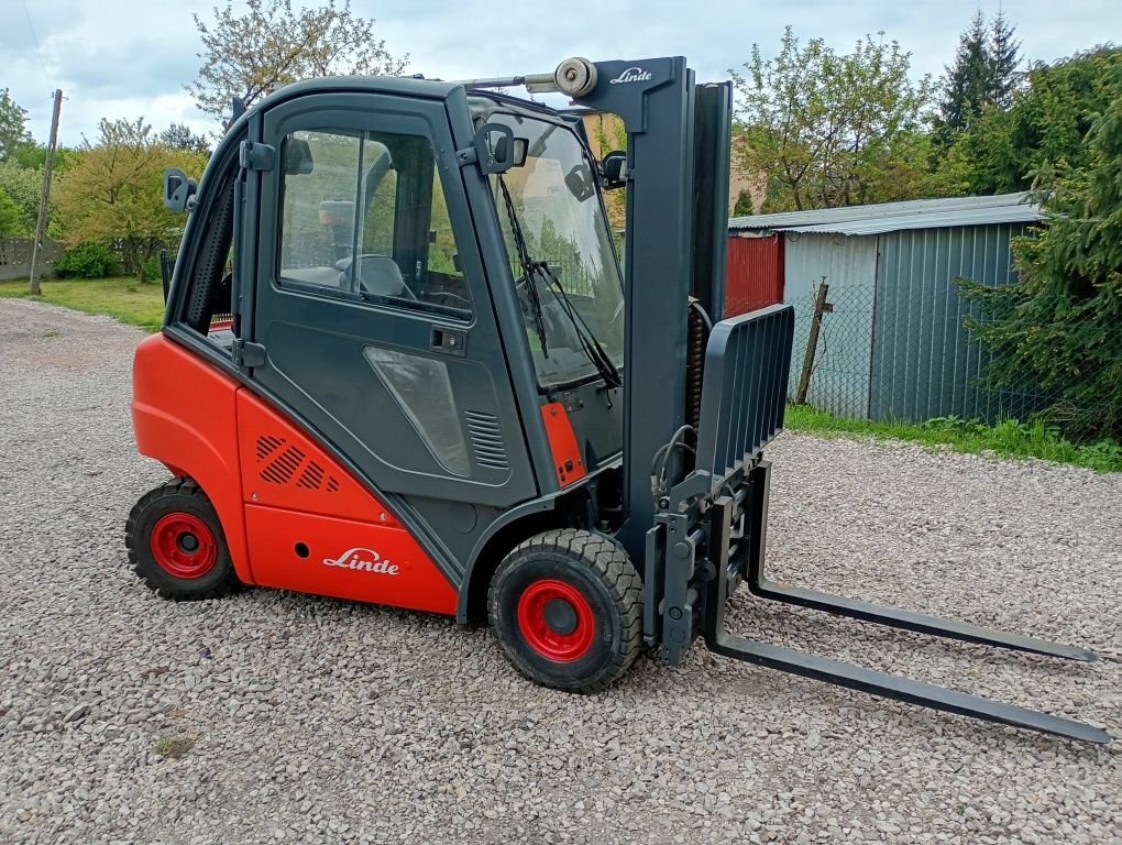 Wózek widłowy Linde 2,5t z 2010 roku przesuw boczny rozsuwane widły ..