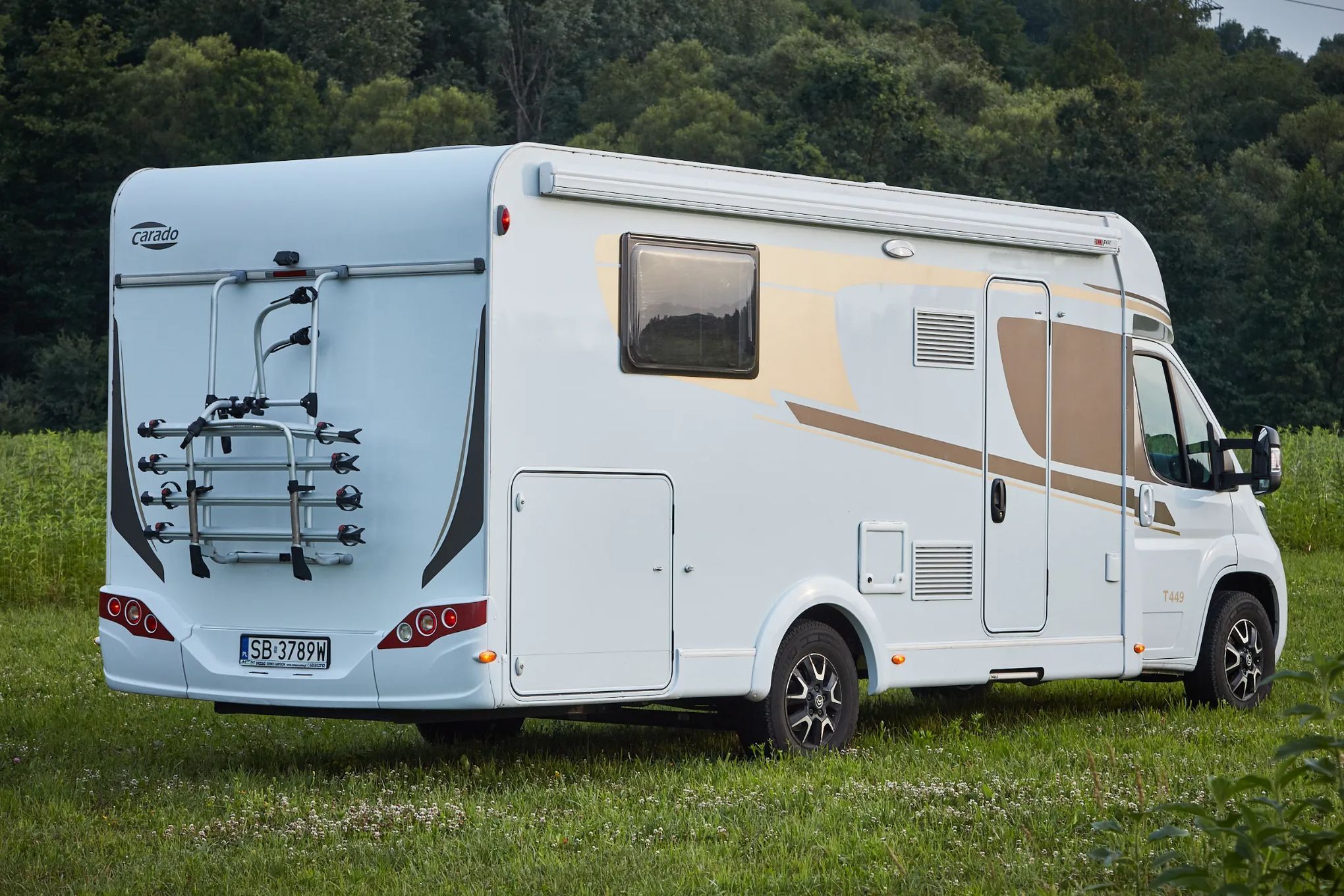 Citroën Jumper  Camper Carado T449 półintegra, bogate wyposażenie