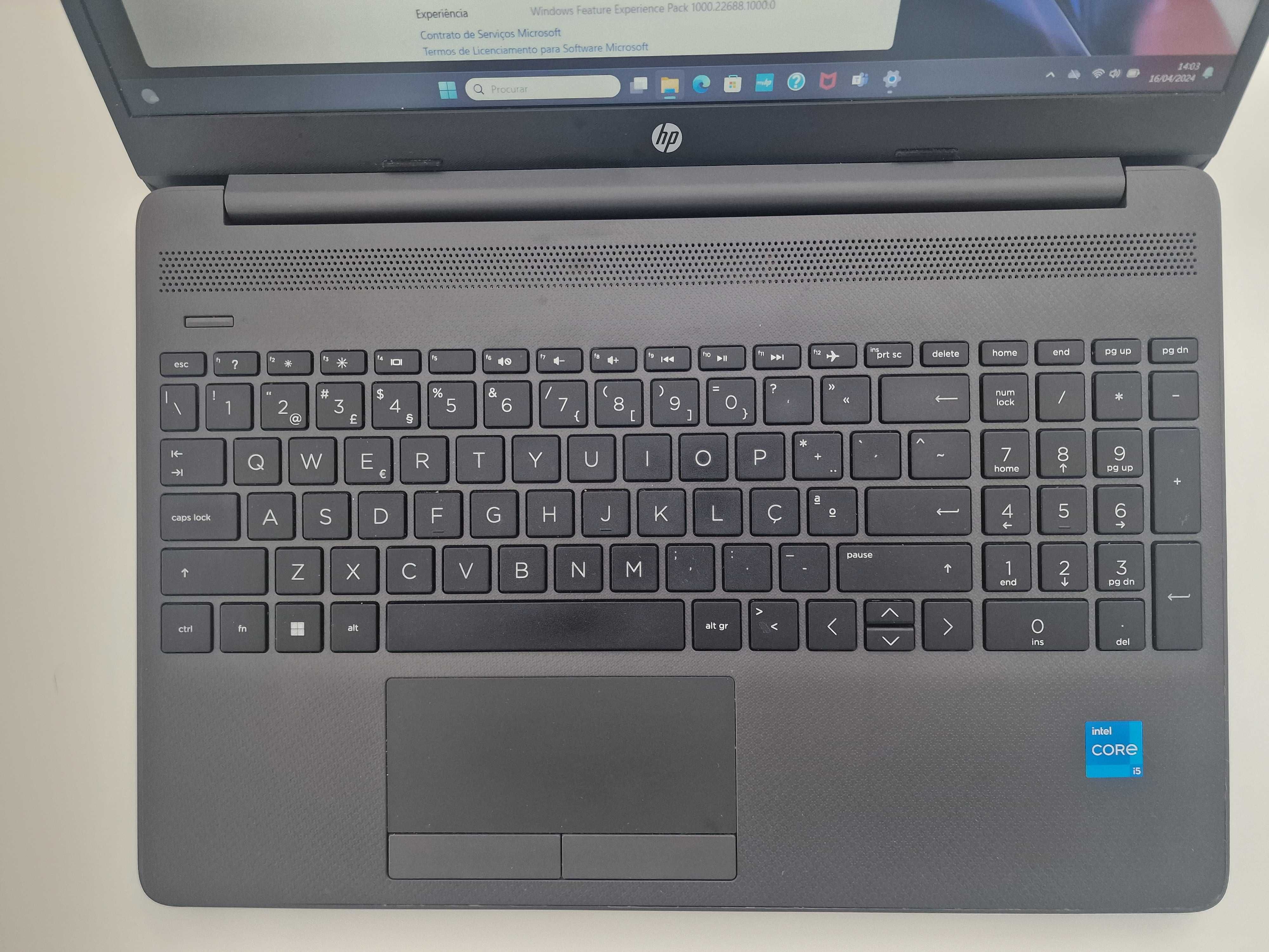 HP 250 G9 i5 12gb ram ssd 250 gb