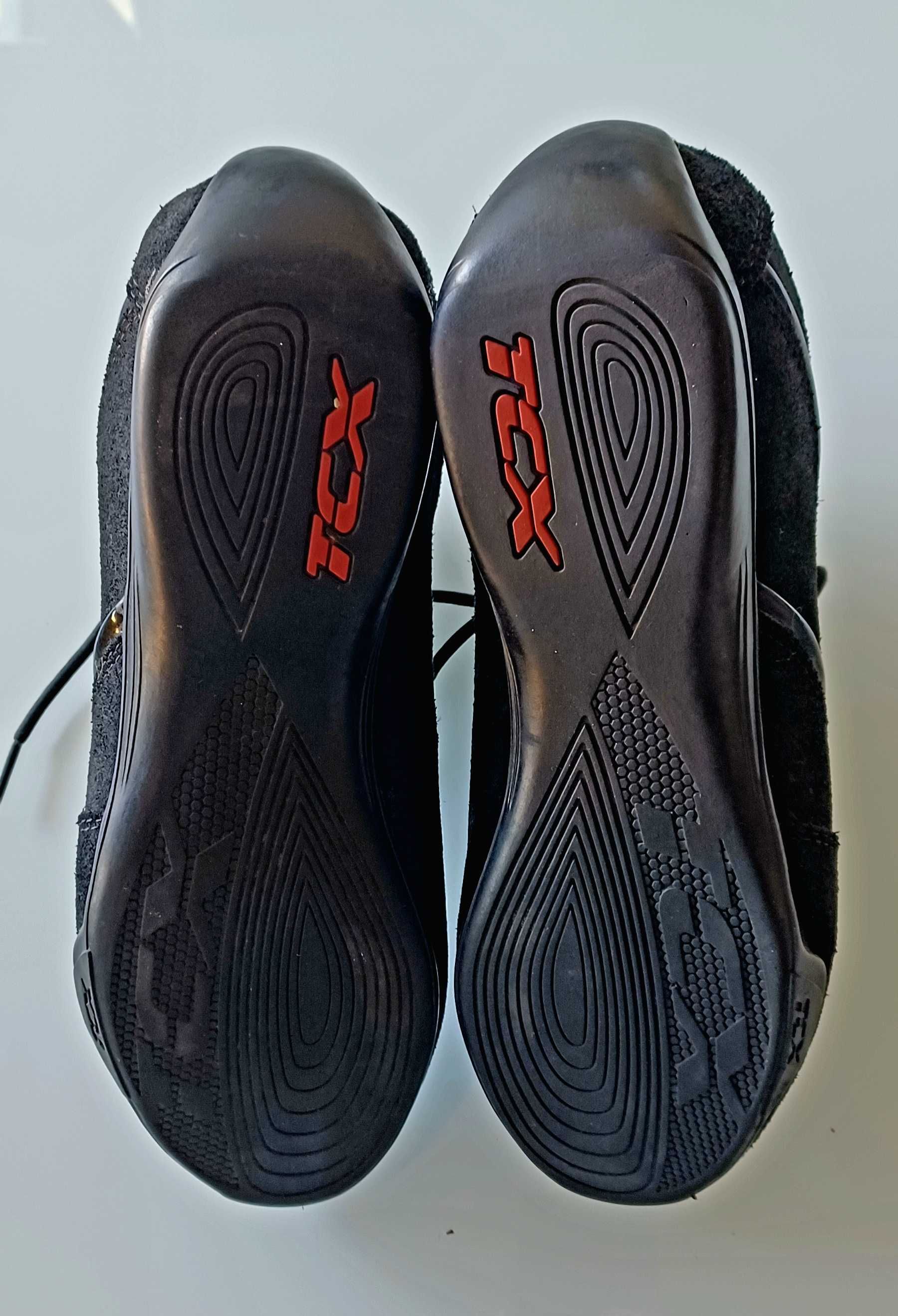 Botas TCX snhora tamanho 37