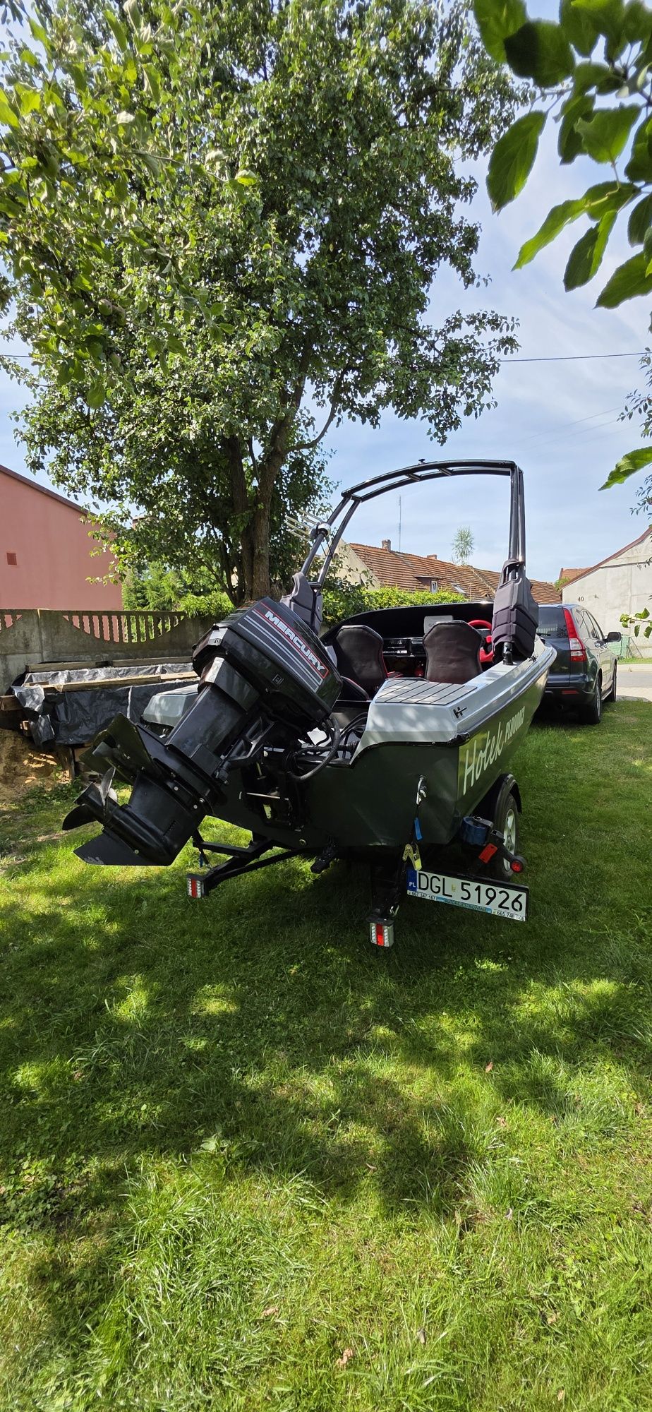 Łódź motorowa  !!
