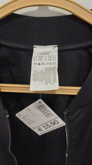 Casaco preto calzedonia (novo)-S