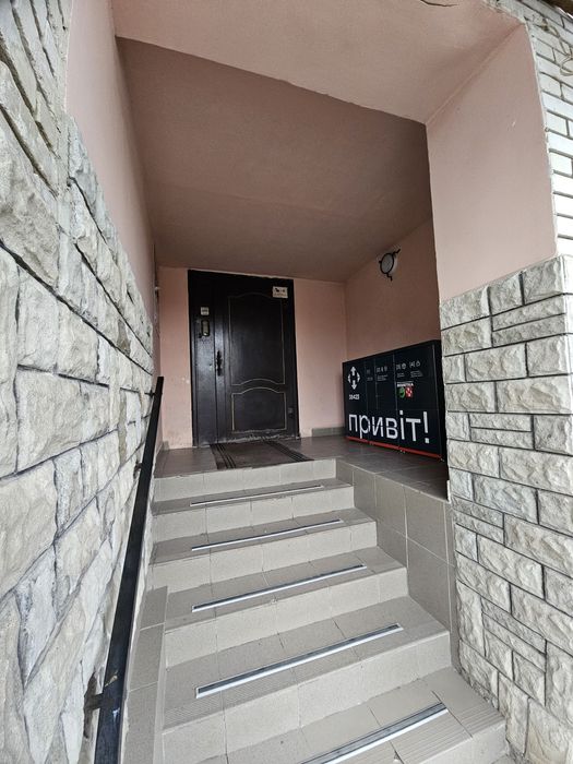 2 кімн. кв.біля Центру (вул.Ів.Підкови)