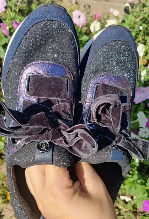 Кросівки фірми LIU JO Sneakers