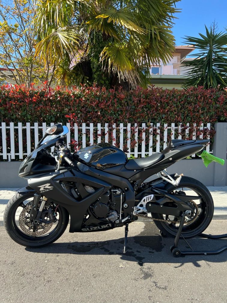 SUZUKI gsxr 600 k6
