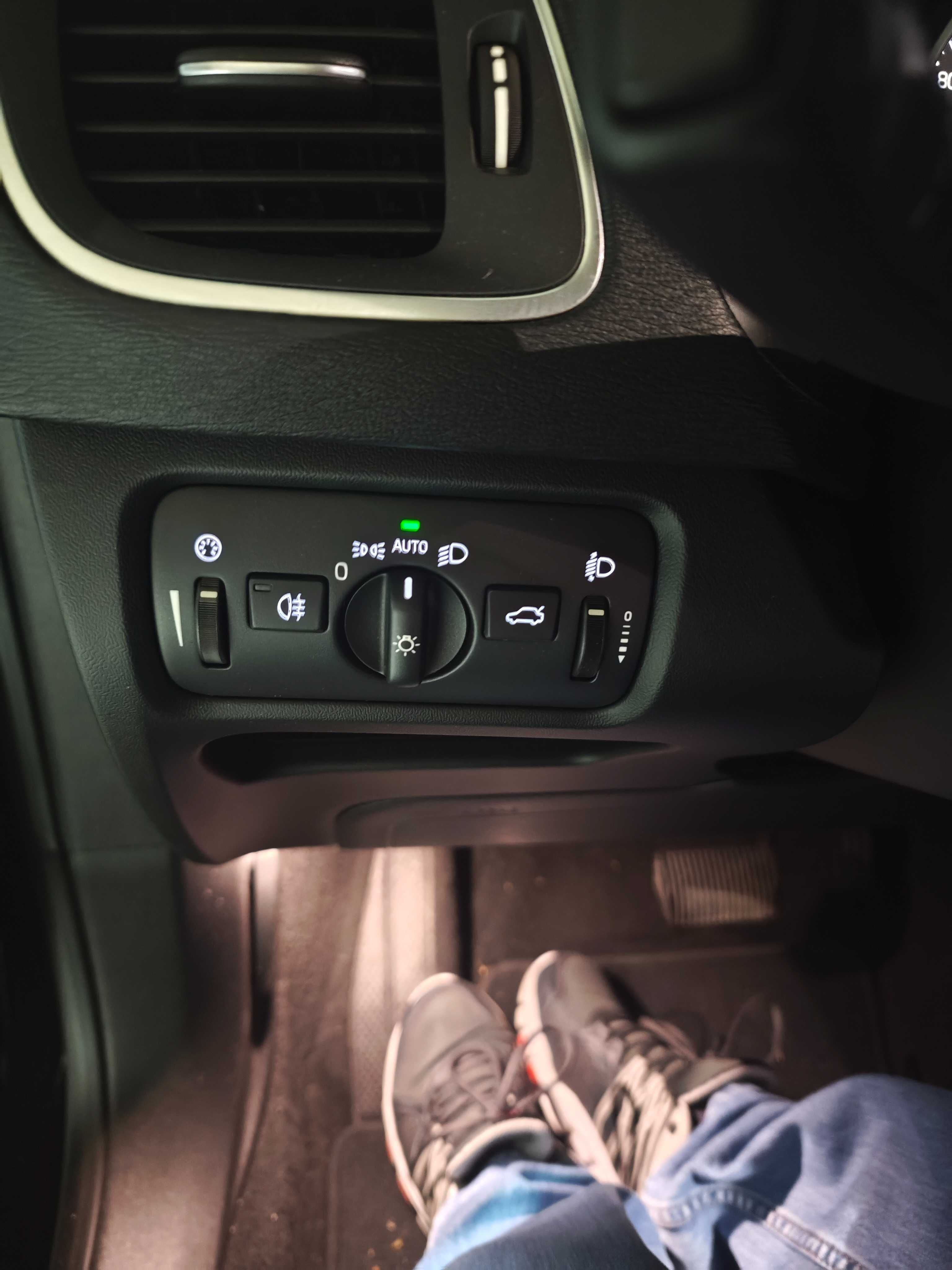 Volvo V40 T3 automático
