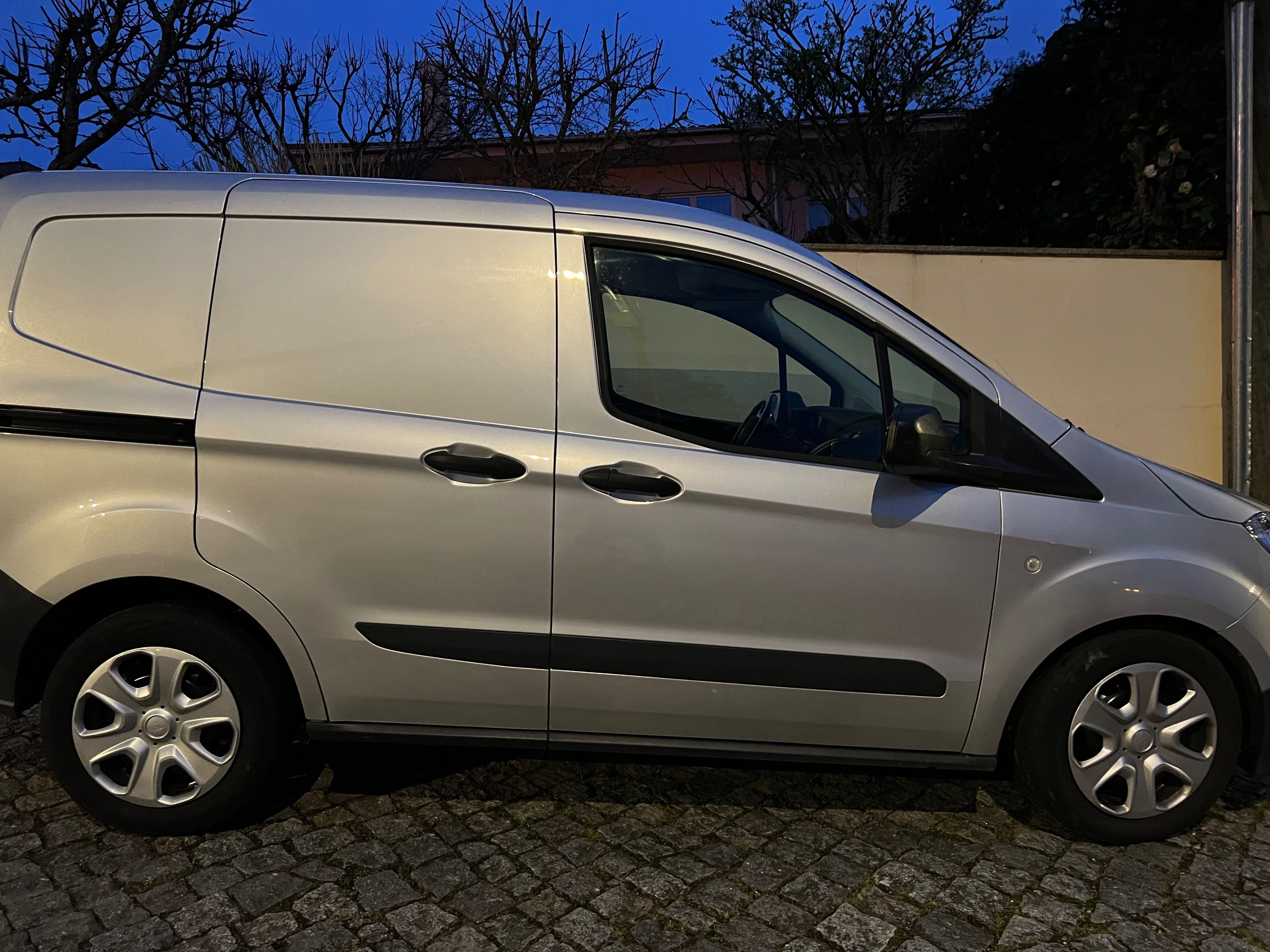Ford courier 2020