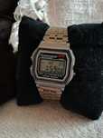 Zegarek vintage LED z datownikiem NOWY