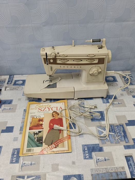 Maszyna do szycia Łucznik 884