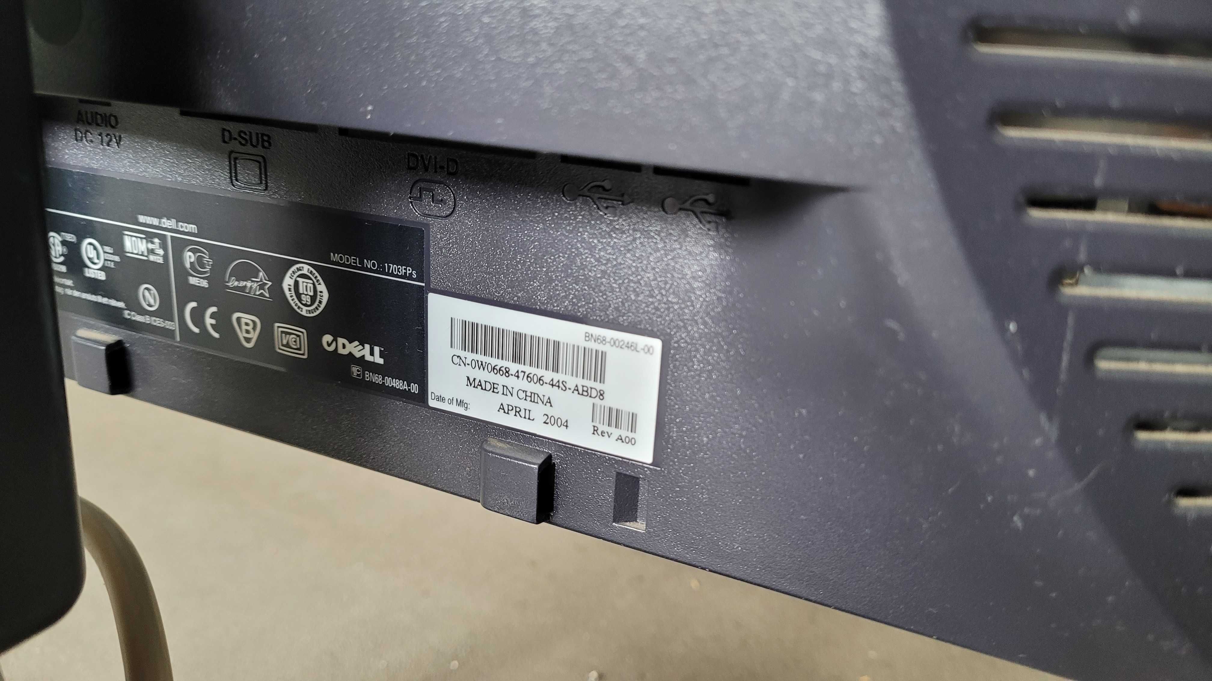 Monitor Dell 1703 FPs z podstawą do komputera