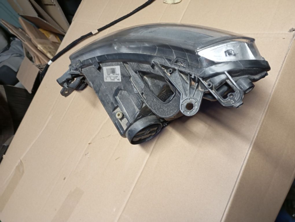 Lampy przód  P strona scudo Expert Jumpy 2007/2016