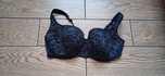 Czarny biustonosz Rosme r. 95 D