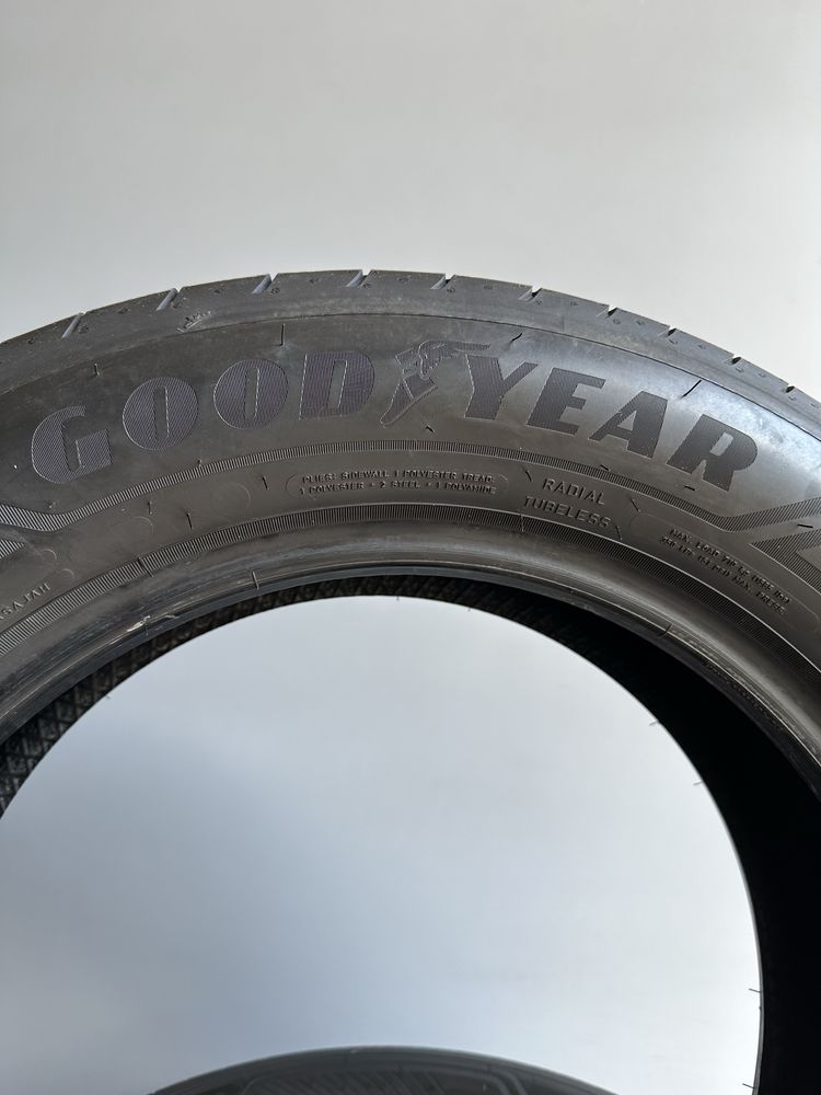 215/60 R17 96H шины GoodYear Efficient Grip Perf 2 SUV 2023 год