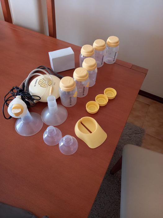 Máquina tirar leite + biberões