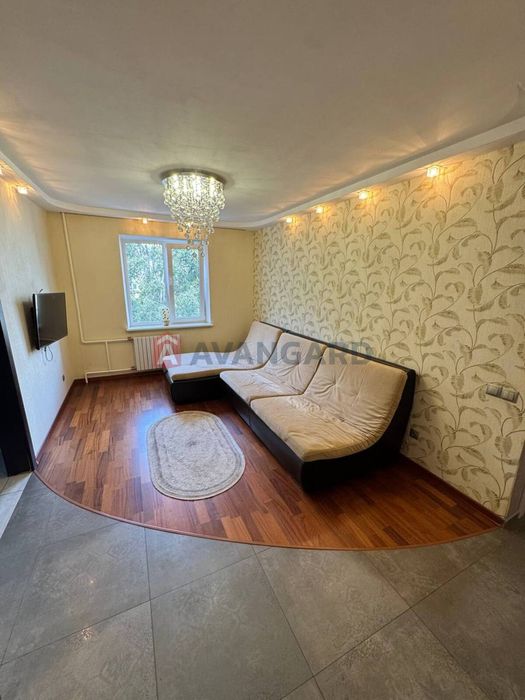 Калиновая 3к.кв.Не угловая.6 этаж.Двухсторонняя 53000$