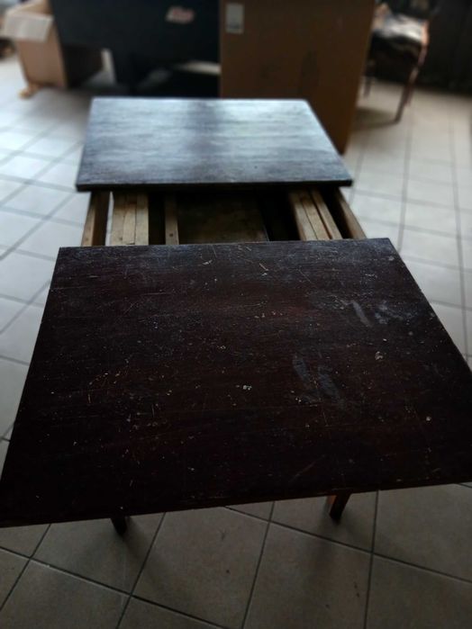 Drewniany rozsuwany stół