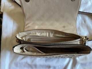 Mala de mão média Guess Rosa