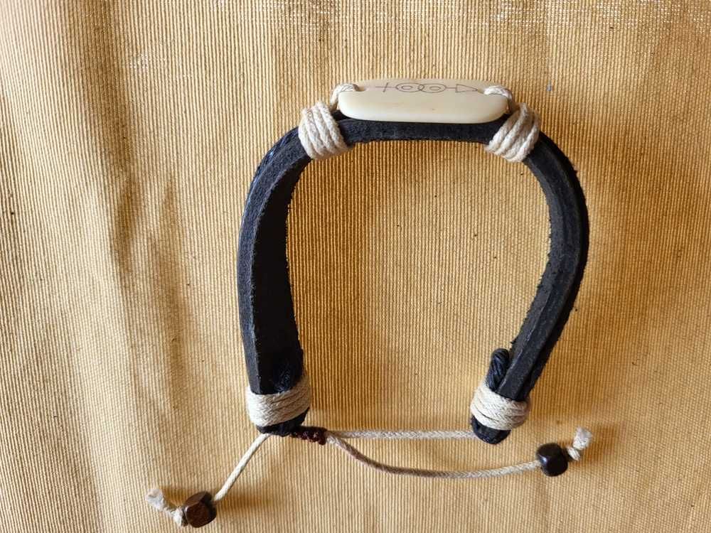 Pulseira em Couro