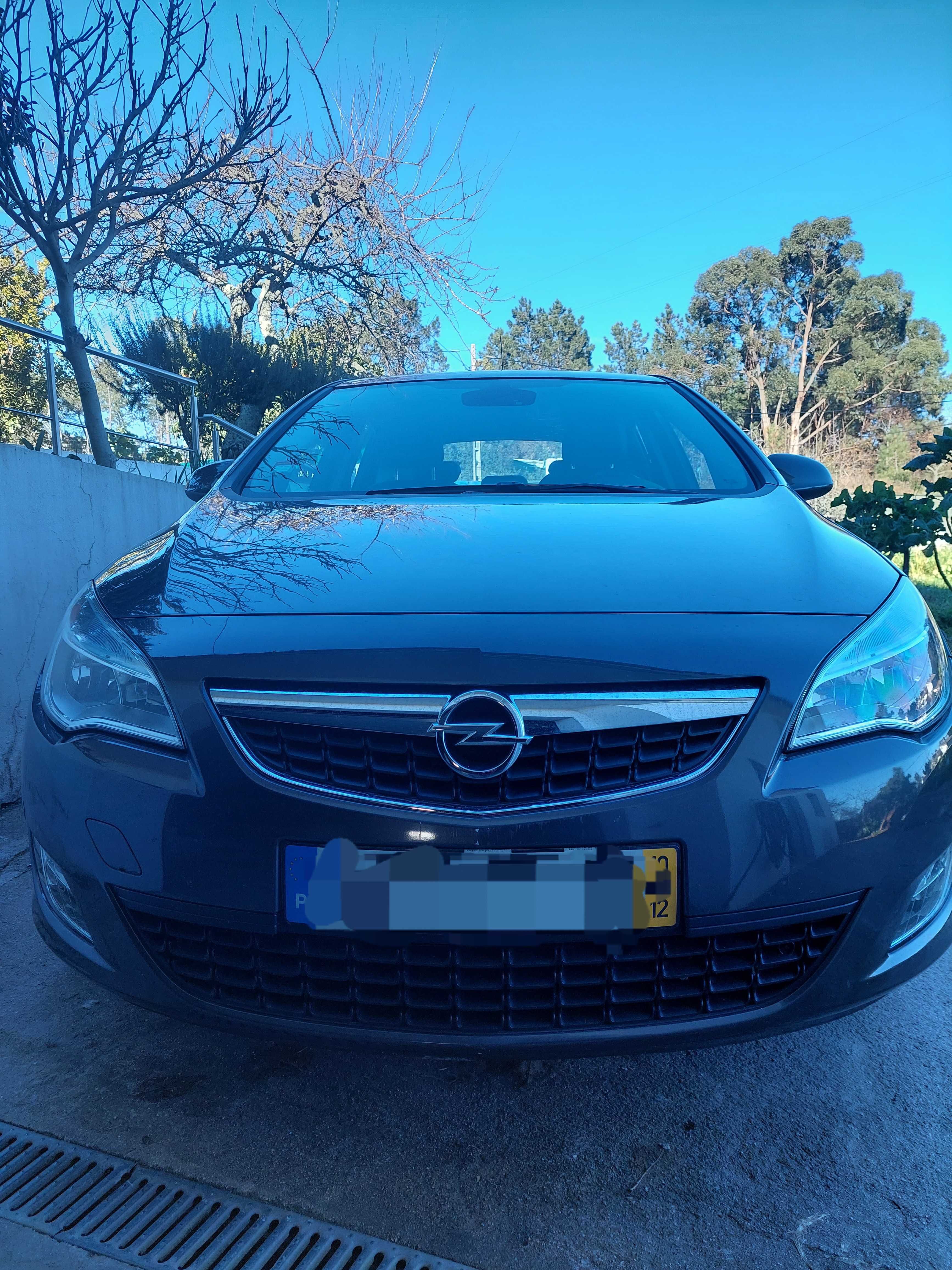 Carro Opel Astra