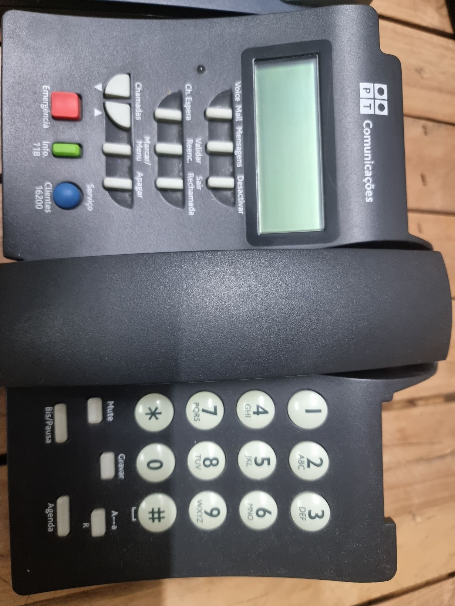 Vendo 2 telefones antigos