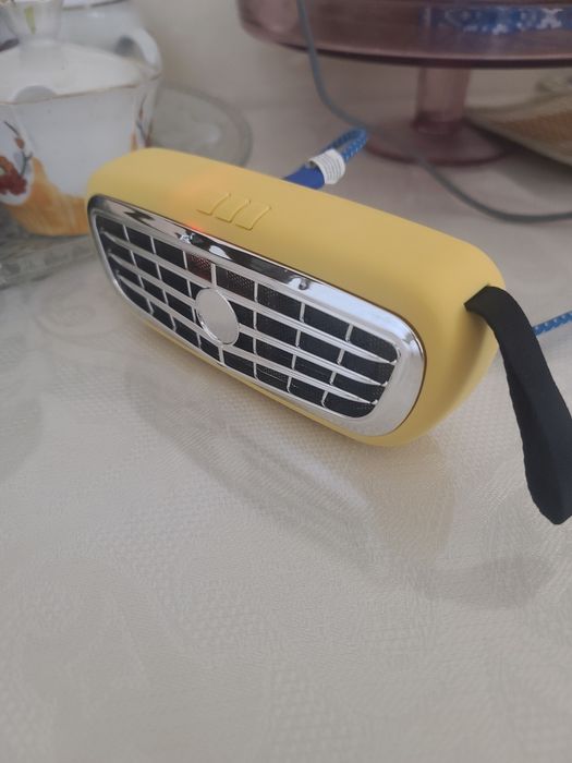 Блютуз, музикальна колонка