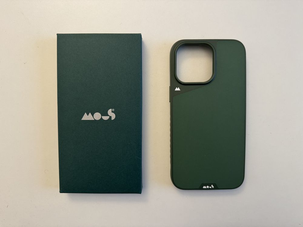 Capa iphone 15 pro max mous