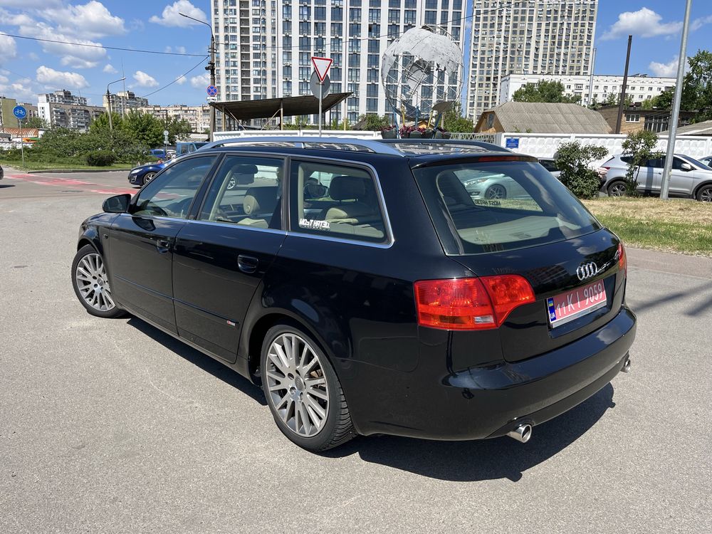 Audi A4 бензин 1.6 MPI