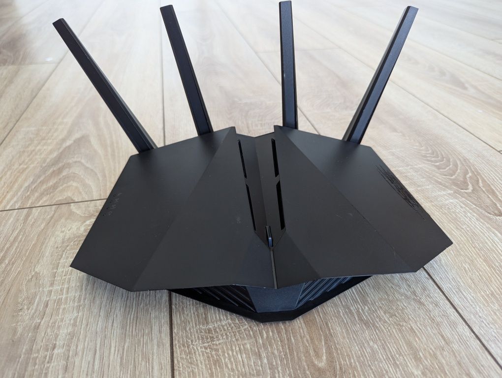 Бездротовий маршрутизатор (роутер) ASUS  AX82U wan dsl  Gaming WIFI 6