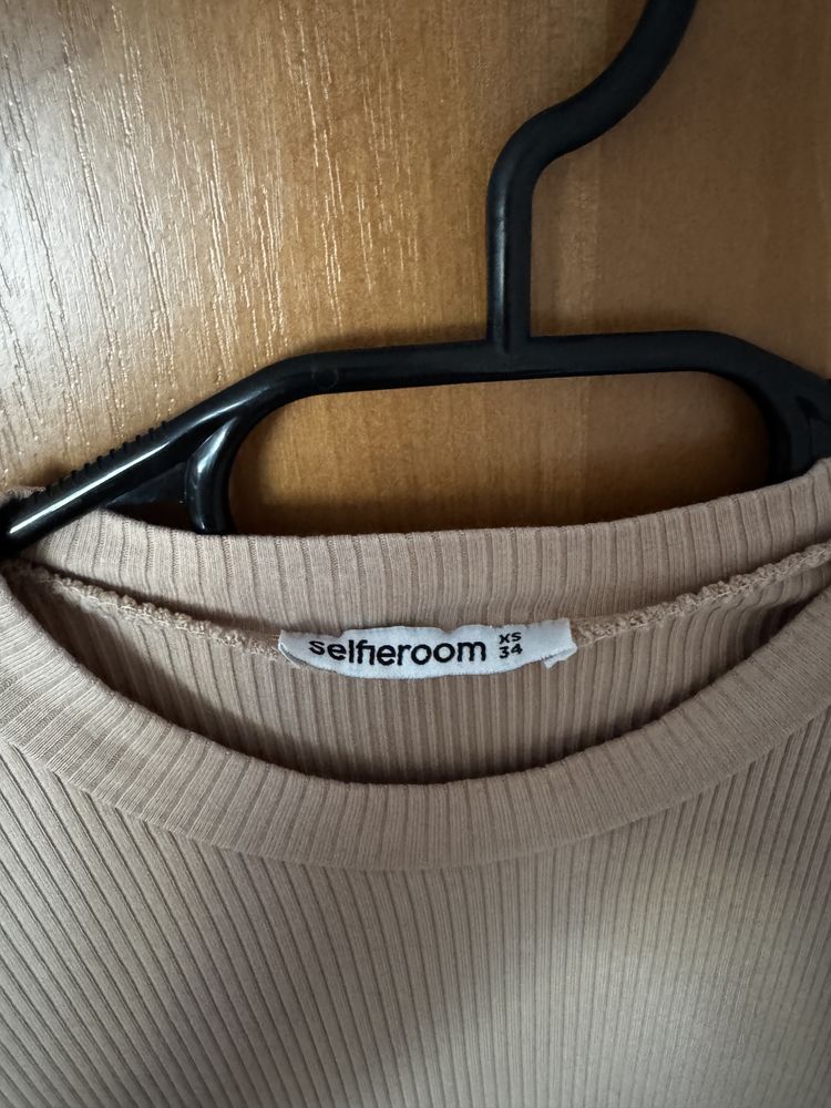 Sukienka selfieroom